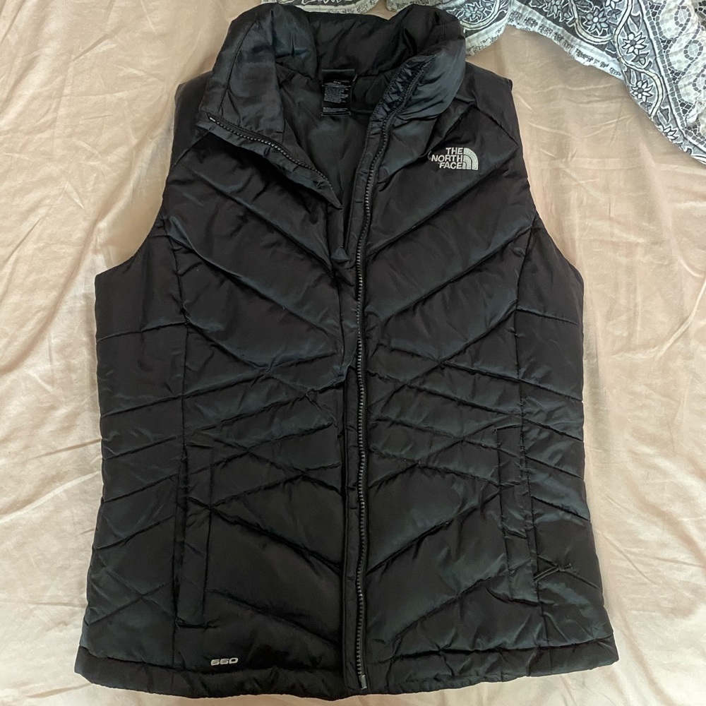 North Face Vest Size Women’s Medium